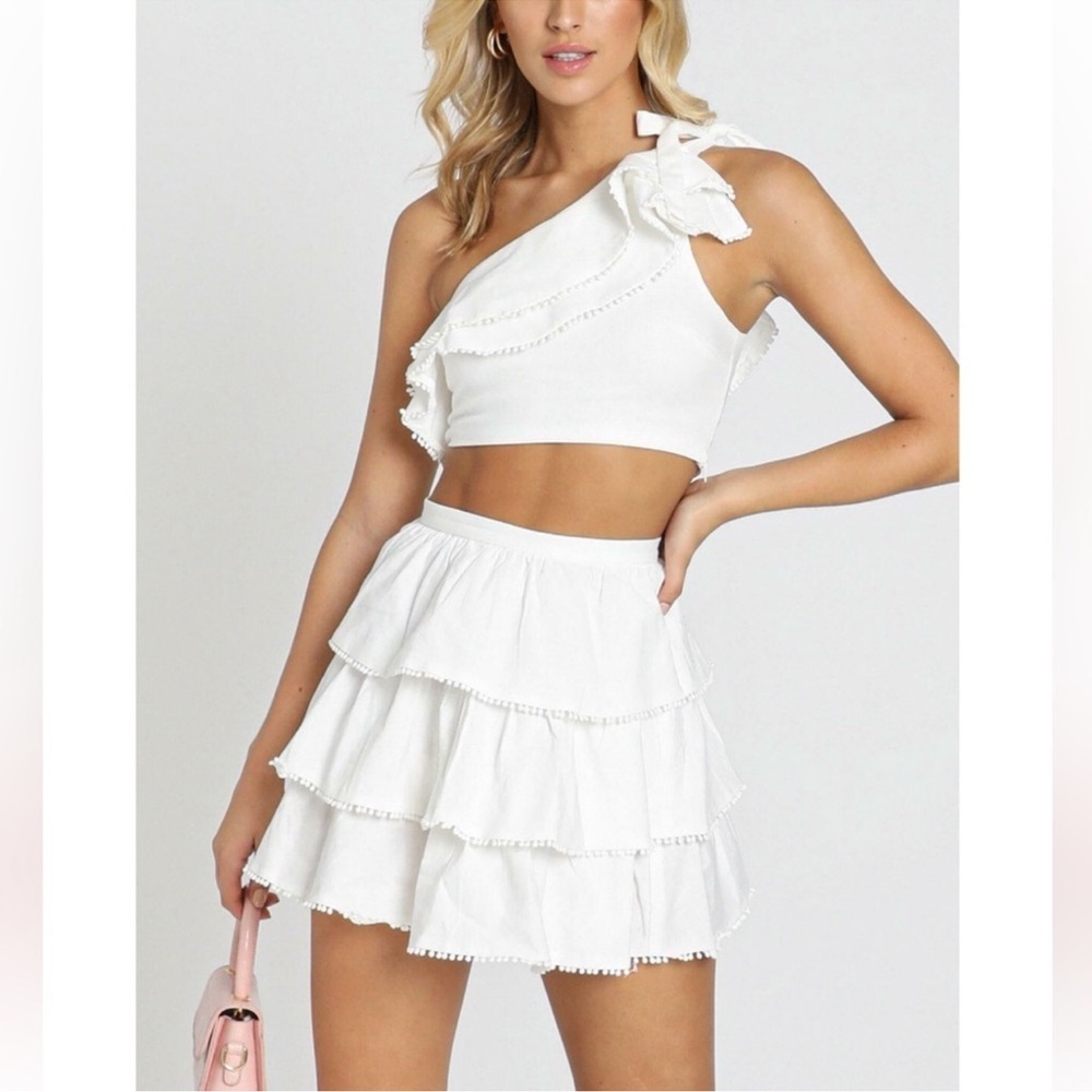 NWT Showpo Cream Bubble Mini Skirt with Ruffled Tiers Sz 14